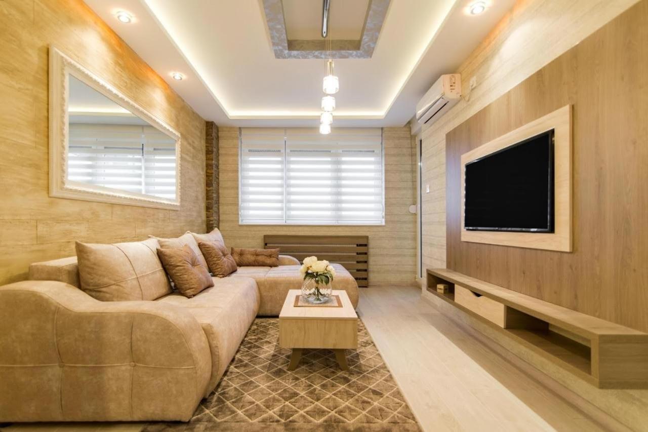 Apartmani Eleganza & La Vista Нови Сад Екстериор снимка